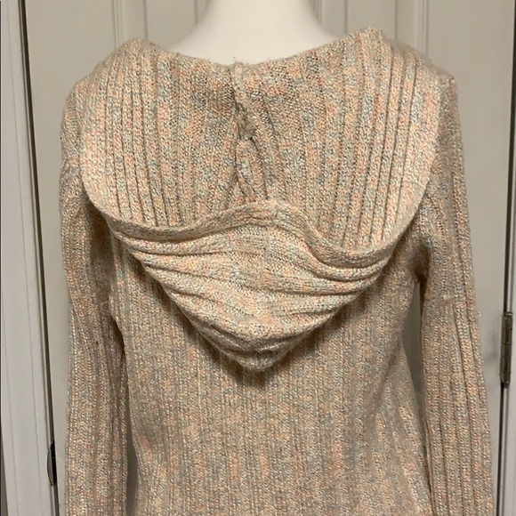 Multi colored v neck sweater with hood and pocket - Picture 5 of 7